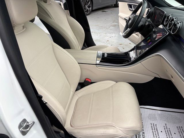 Used 2025 Mercedes-Benz C 300 Sedan image 17