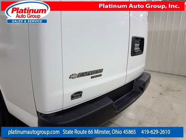 Used 2016 Chevrolet Express 3500 Extended image 43