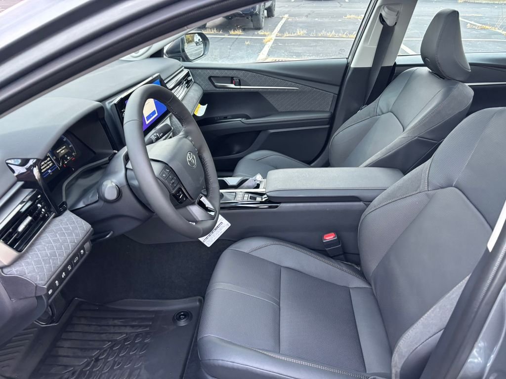 New 2026 Toyota Camry XLE w/ Premium Plus Package FWD image 28