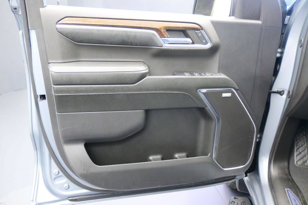 Used 2024 GMC Sierra 1500 Elevation w/ Elevation Premium Package RWD image 30