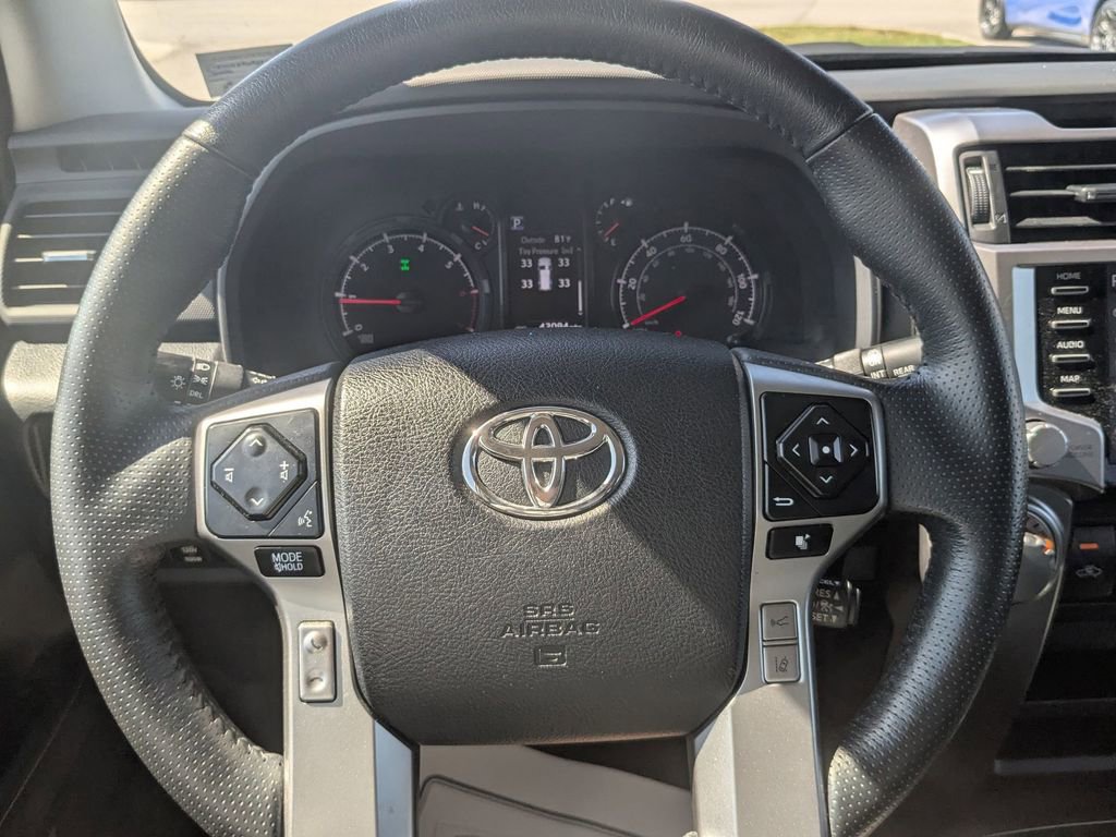 Used 2024 Toyota 4Runner SR5 AWD/4WD image 20