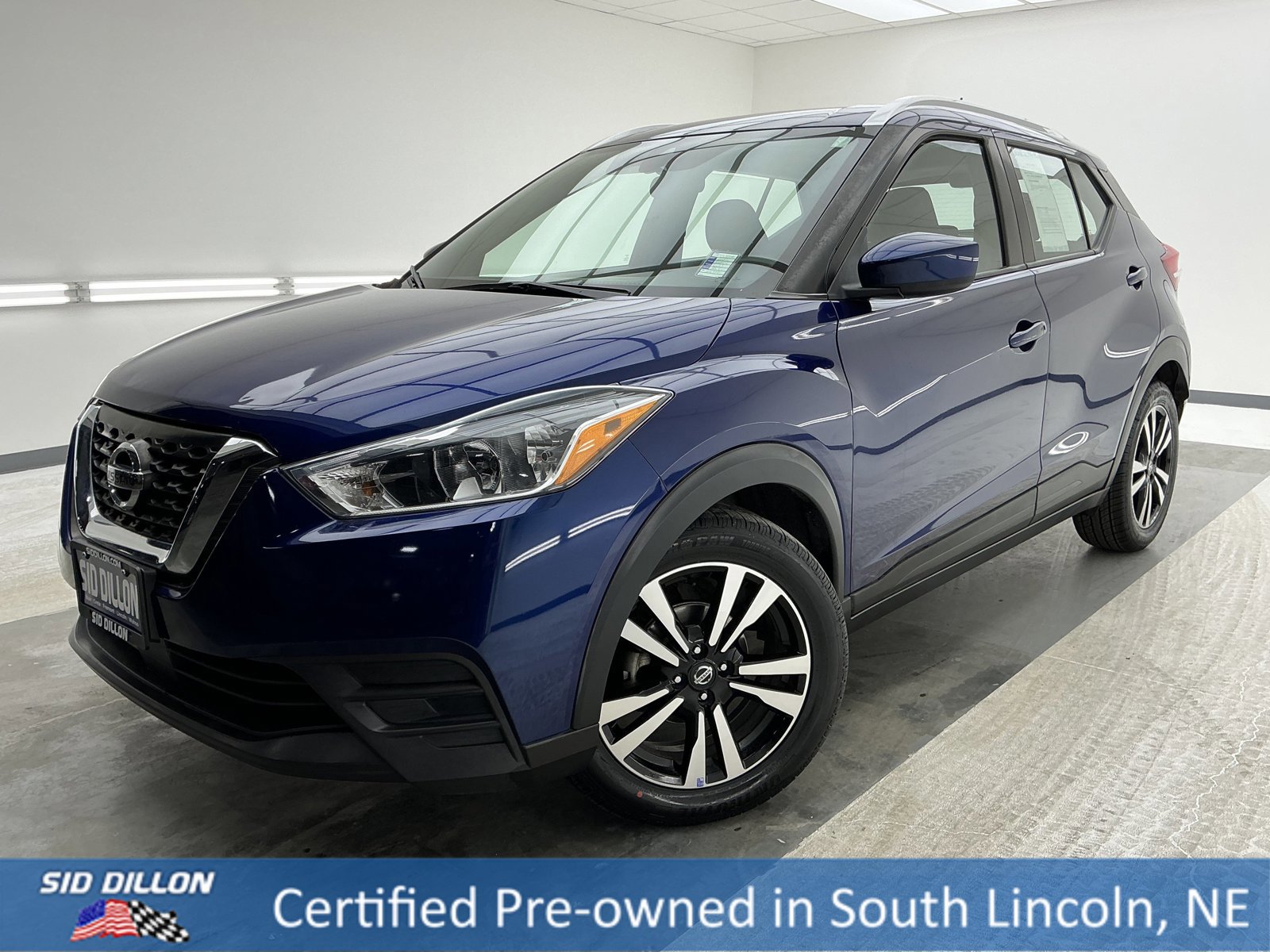 Used 2020 Nissan Kicks SV image 1