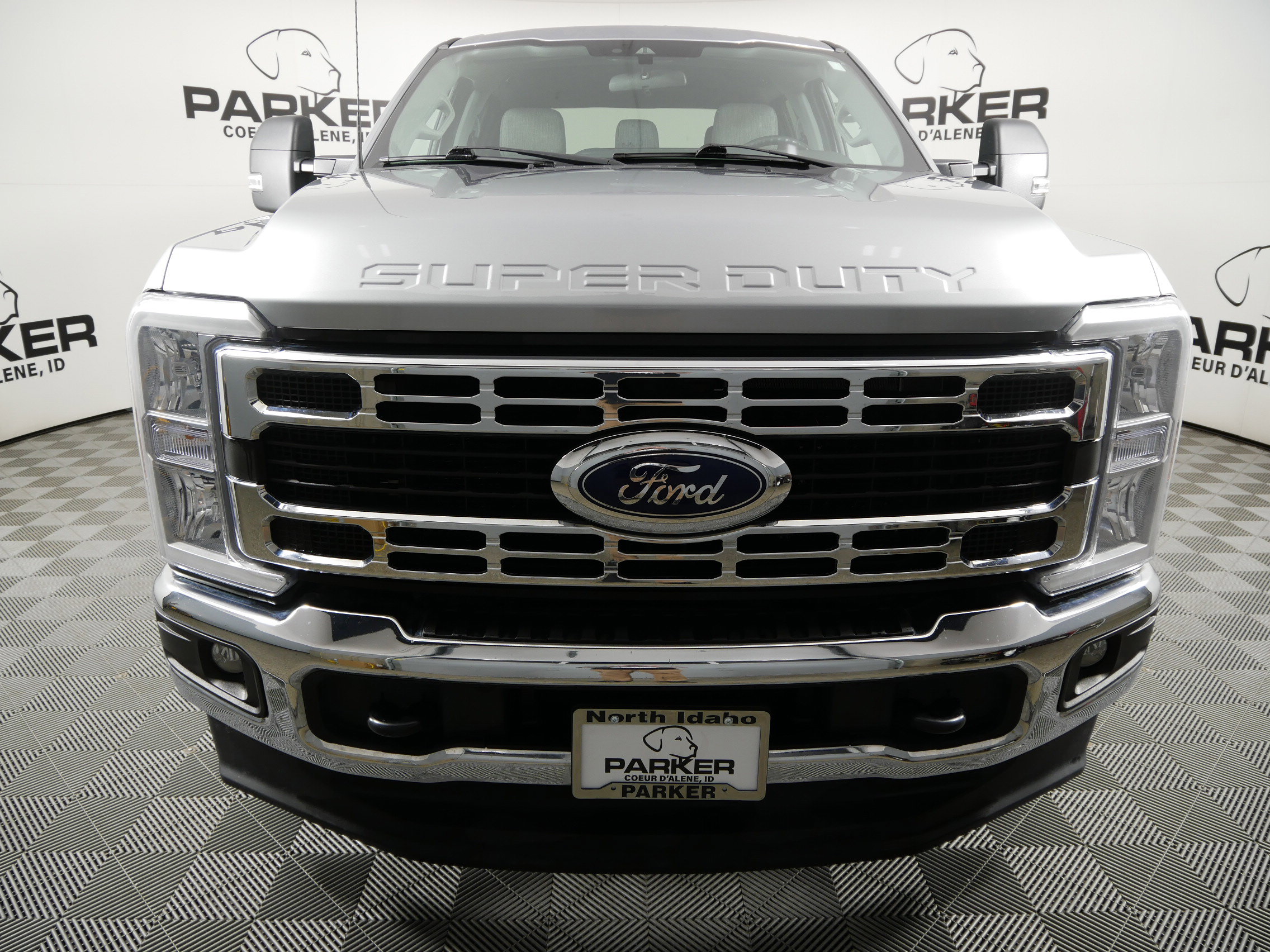 Used 2024 Ford F350 XLT AWD/4WD image 3