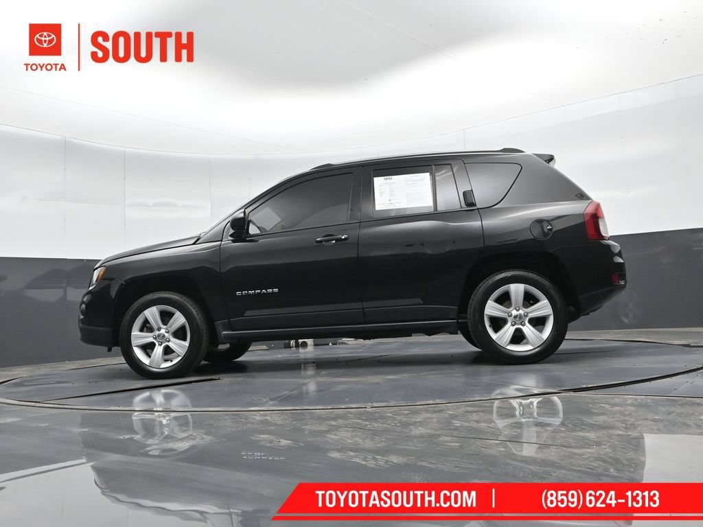Used 2017 Jeep Compass Sport w/ Power Value Group FWD image 36