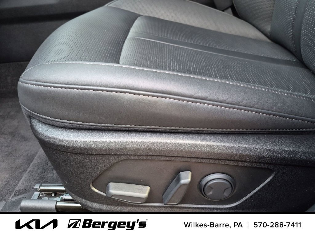 Certified 2026 Kia Sorento S w/ S Panoramic Sunroof Package AWD/4WD image 22