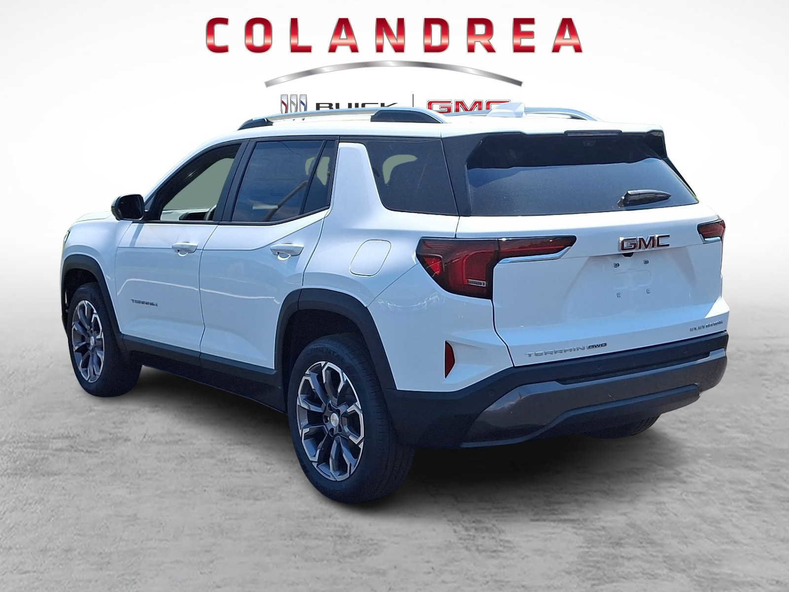 New 2026 GMC Terrain Elevation w/ Elevation Premium Package AWD/4WD image 4