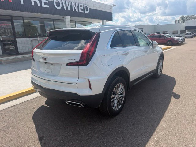 Certified 2024 Cadillac XT4 Premium Luxury AWD/4WD image 5