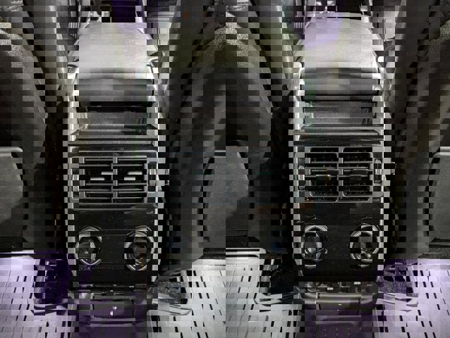 Used 2020 Land Rover Range Rover Sport HSE image 29