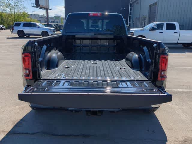 New 2026 RAM 3500 Tradesman AWD/4WD image 35