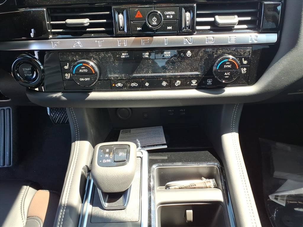 New 2026 Nissan Pathfinder Platinum AWD/4WD image 23