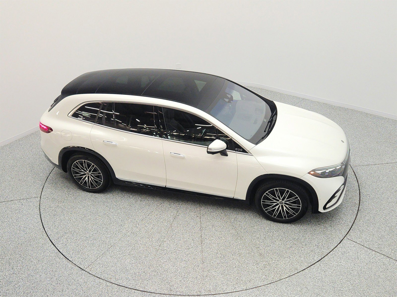 Used 2023 Mercedes-Benz EQS 580 4MATIC SUV image 25