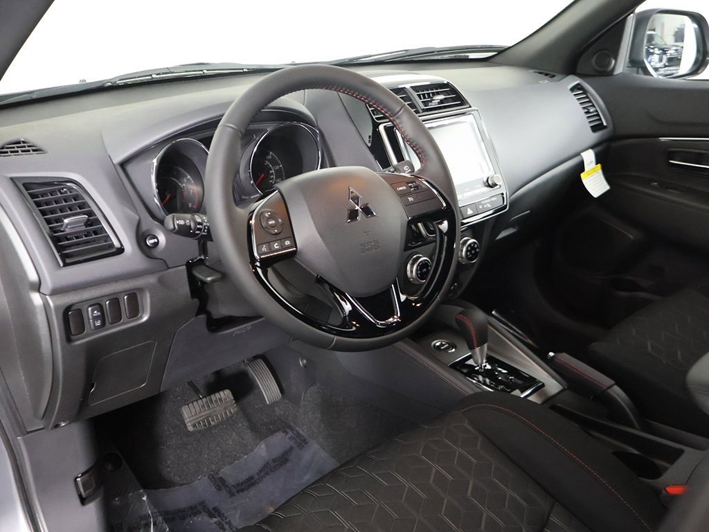 New 2025 Mitsubishi Outlander Sport AWD image 23
