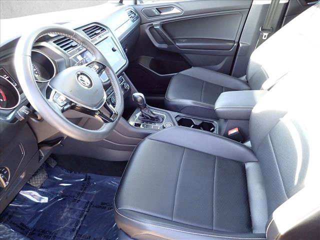 Used 2021 Volkswagen Tiguan SE R-Line image 11