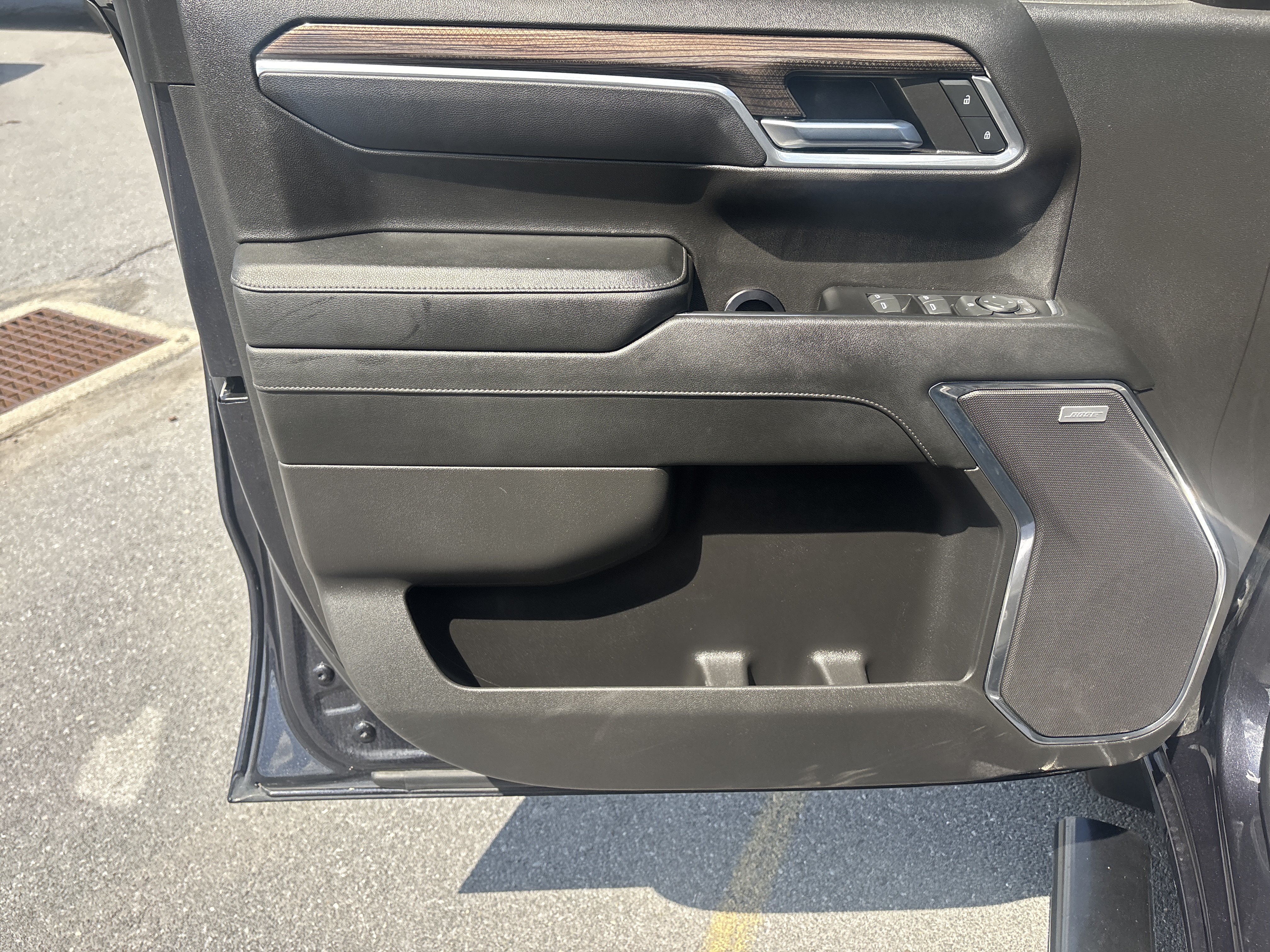Used 2023 Chevrolet Silverado 1500 RST AWD/4WD image 17