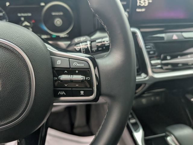 Used 2023 Kia Sorento SX image 18