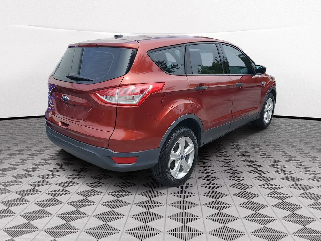 Used 2015 Ford Escape S FWD image 6