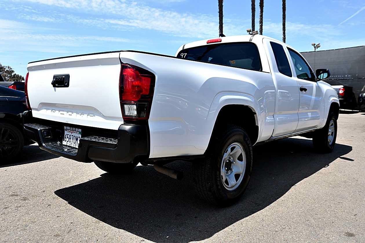 Used 2022 Toyota Tacoma SR RWD image 7
