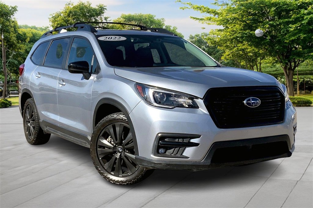 Used 2022 Subaru Ascent Onyx Edition image 3