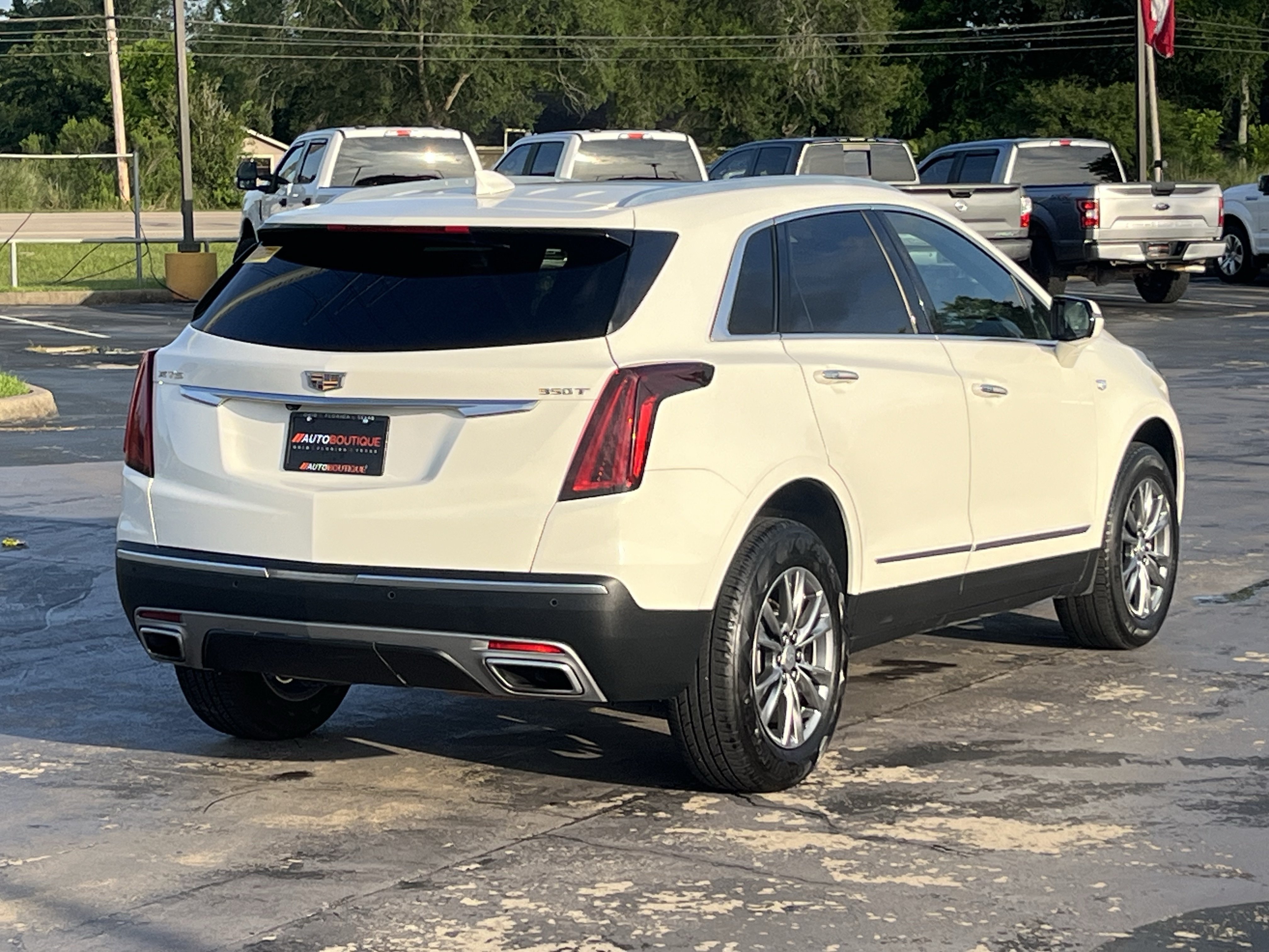 Used 2021 Cadillac XT5 Premium Luxury FWD image 9