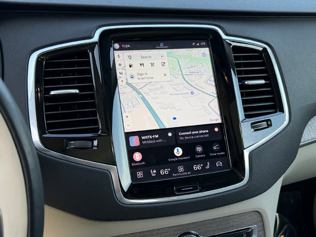 Certified 2024 Volvo XC90 B6 Plus AWD/4WD image 21
