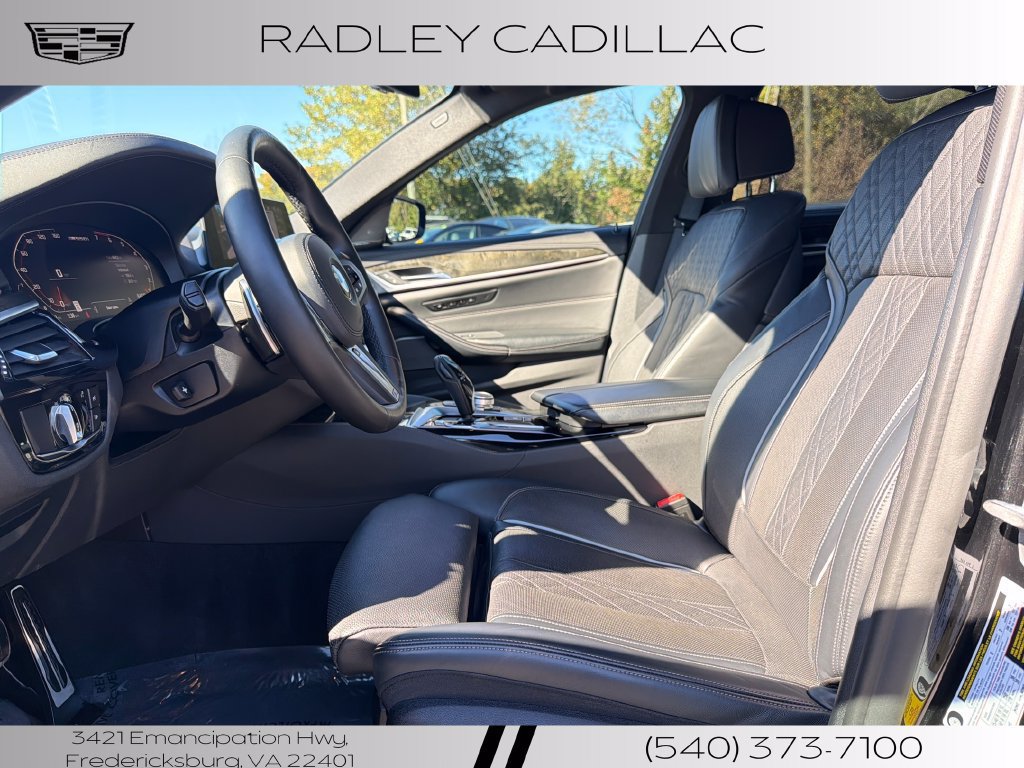 Used 2020 BMW M550i xDrive w/ Executive Package AWD/4WD image 3