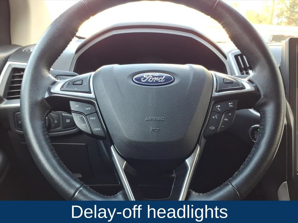 Used 2024 Ford Edge SEL AWD/4WD image 11