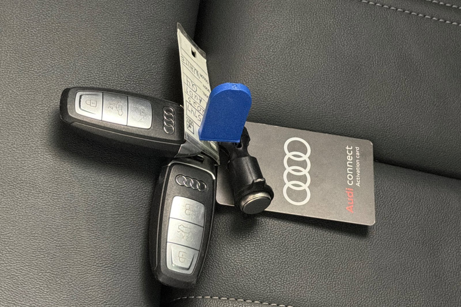 Used 2023 Audi Q4 e-tron Premium Plus w/ Premium Plus image 25