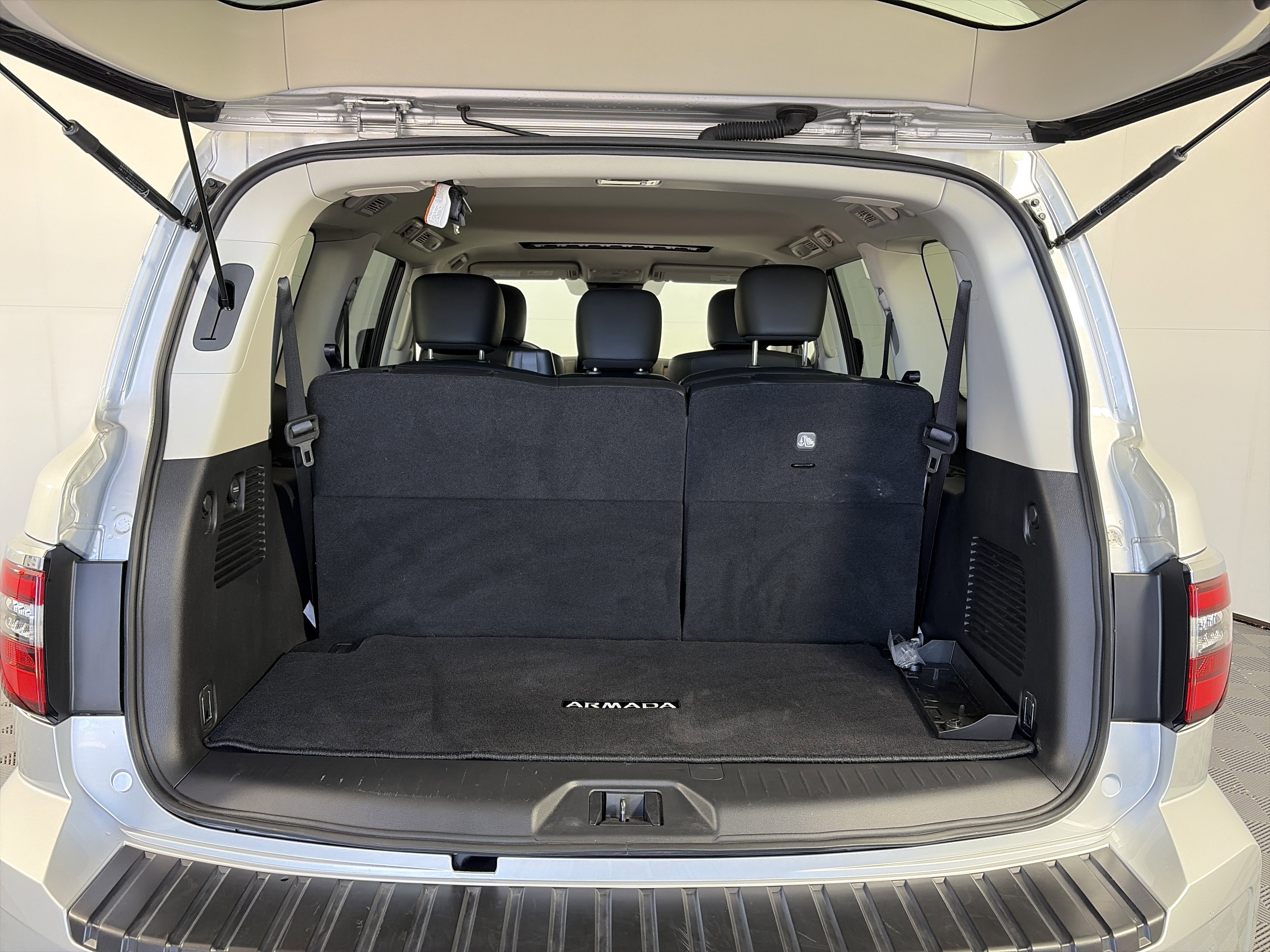 Certified 2024 Nissan Armada SL AWD/4WD image 15
