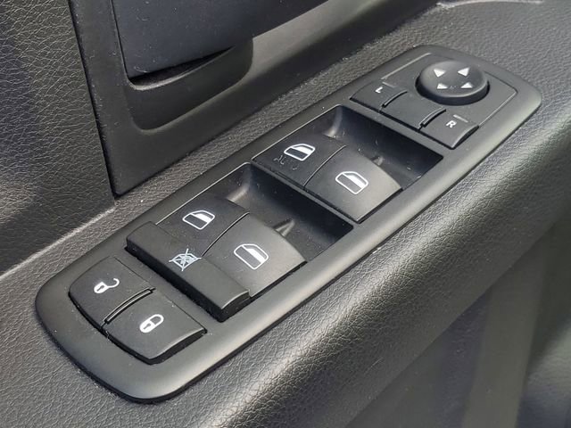 Used 2015 RAM 1500 Express image 11
