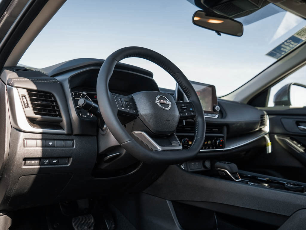New 2026 Nissan Rogue SV w/ Cold Weather Package AWD/4WD image 19