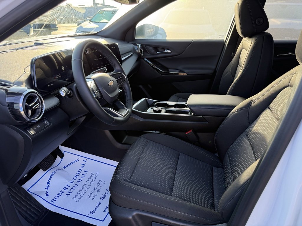 Used 2026 Chevrolet Equinox LT image 15