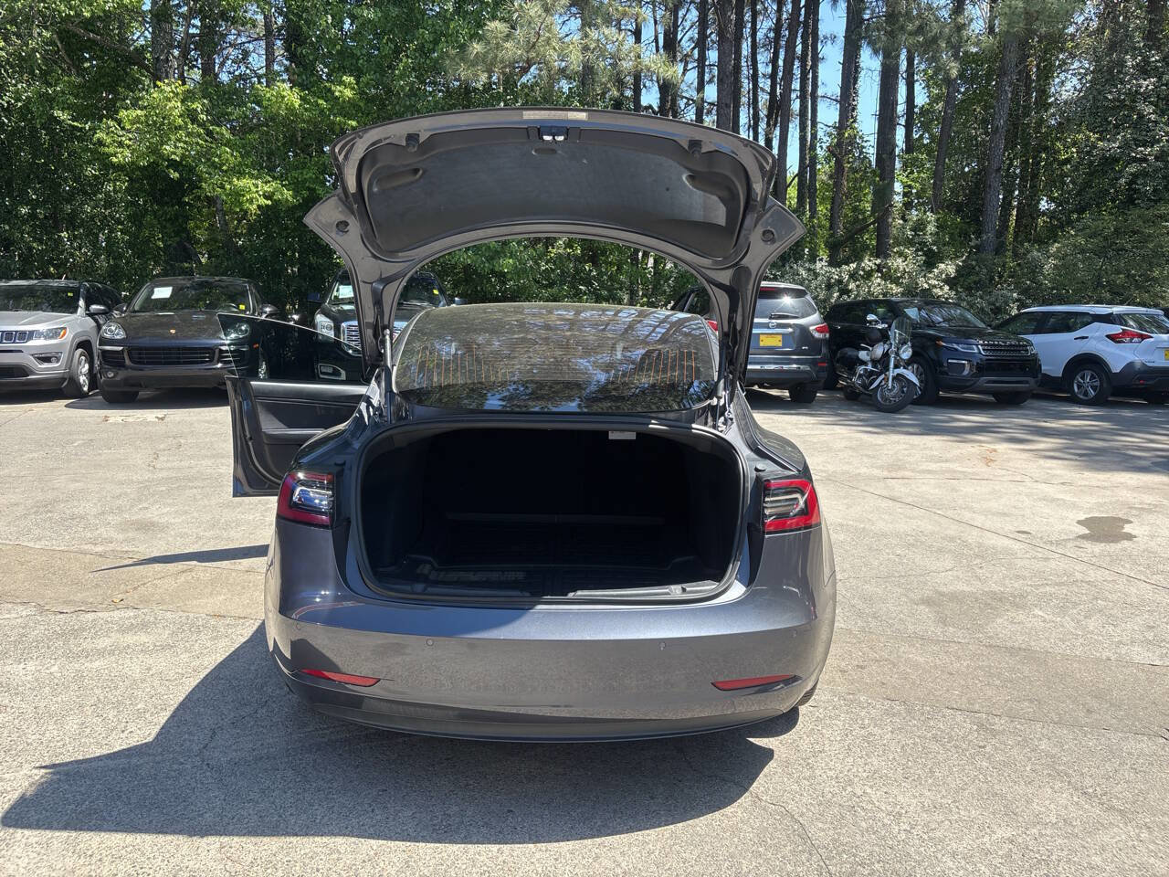Used 2018 Tesla Model 3 Long Range AWD/4WD image 14