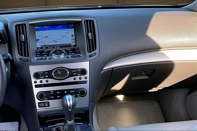 Used 2015 INFINITI Q40 w/ Navigation Package image 6