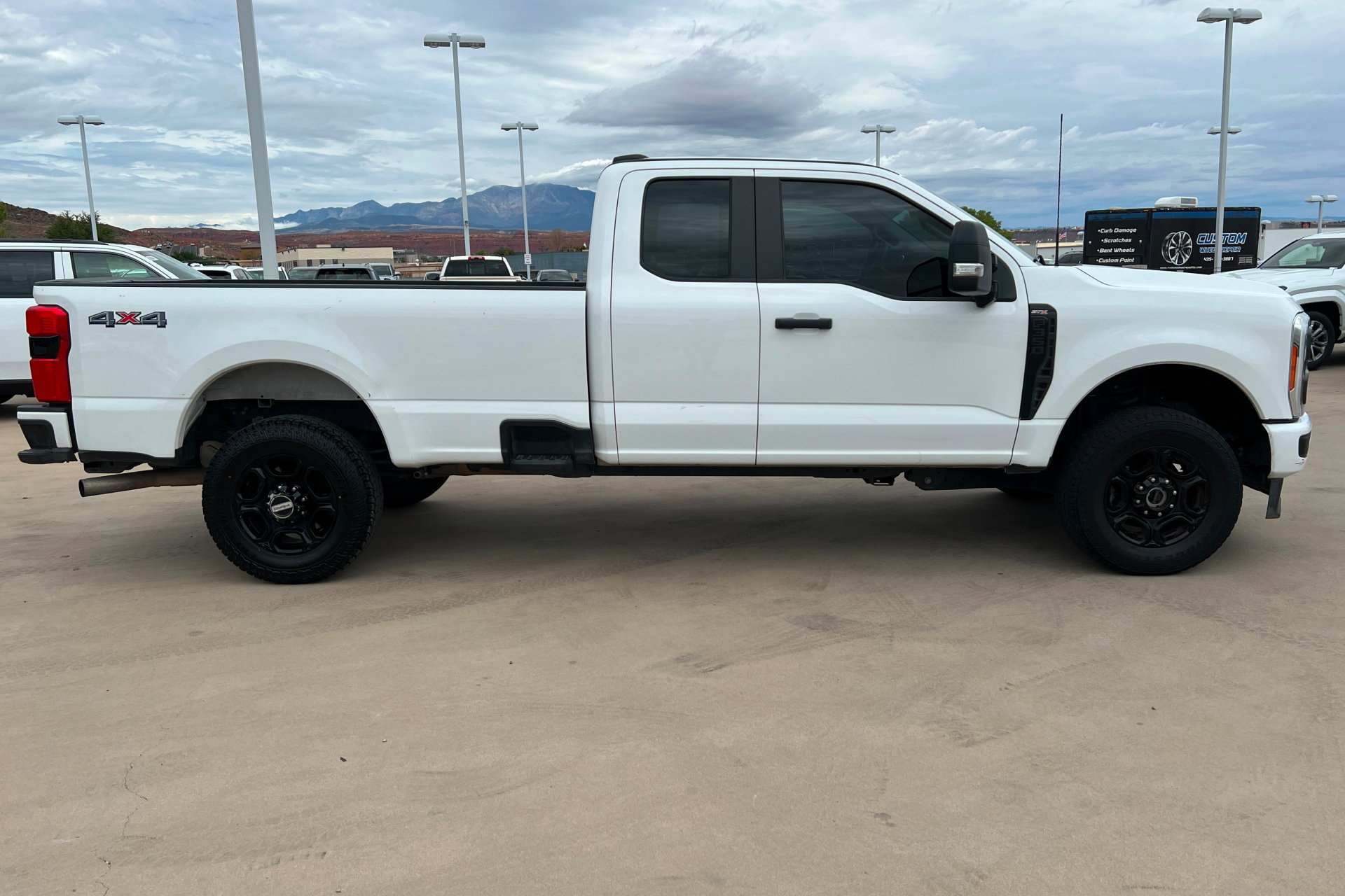 Used 2023 Ford F350 XL w/ STX Appearance Package AWD/4WD image 7