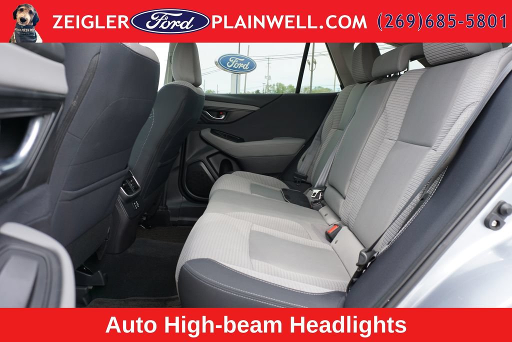 Used 2023 Subaru Outback Premium AWD/4WD image 12