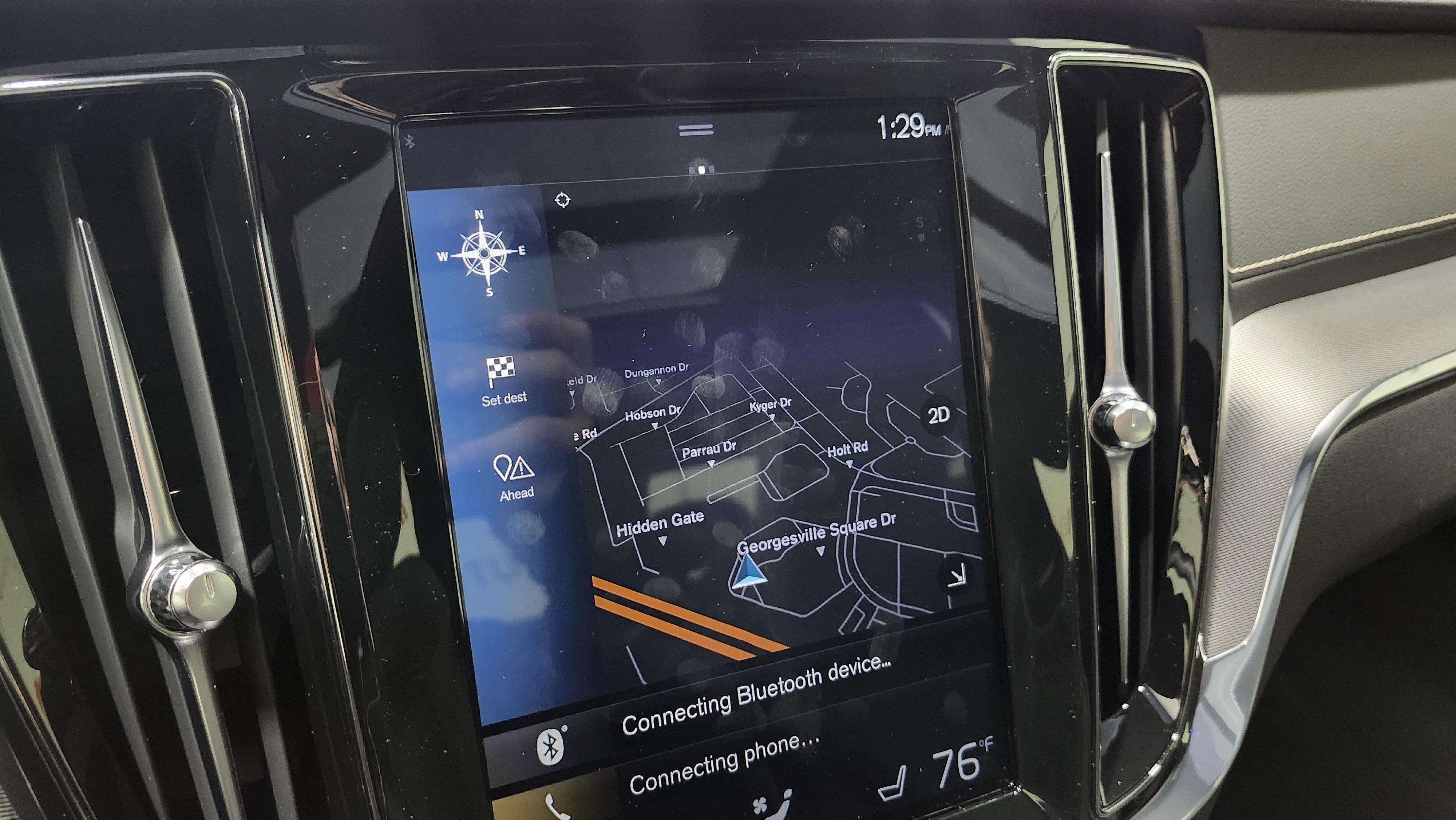 Used 2020 Volvo S60 T6 R-Design image 7