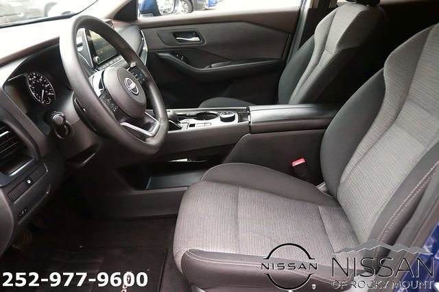 Used 2022 Nissan Rogue SV AWD/4WD image 12