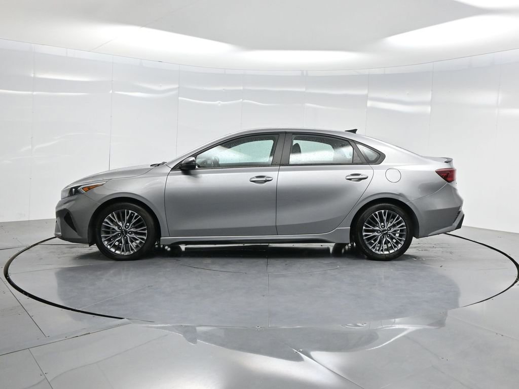 Used 2023 Kia Forte GT-Line w/ GT-Line Technology Package image 32