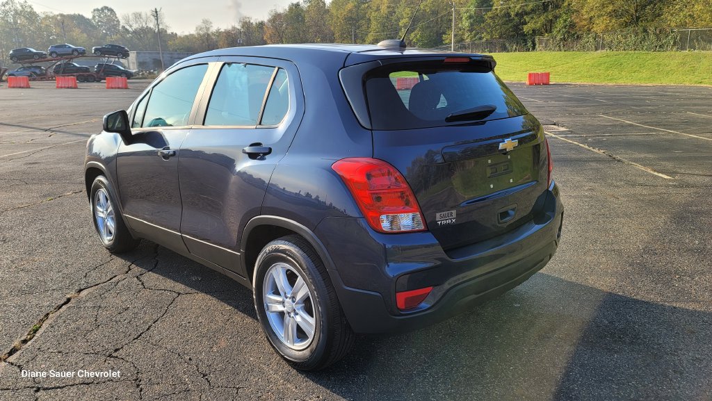 Used 2019 Chevrolet Trax LS FWD image 9
