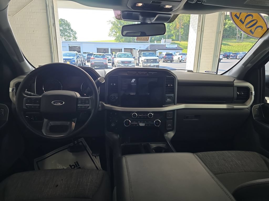 Used 2022 Ford F150 XLT w/ Equipment Group 302A High AWD/4WD image 11
