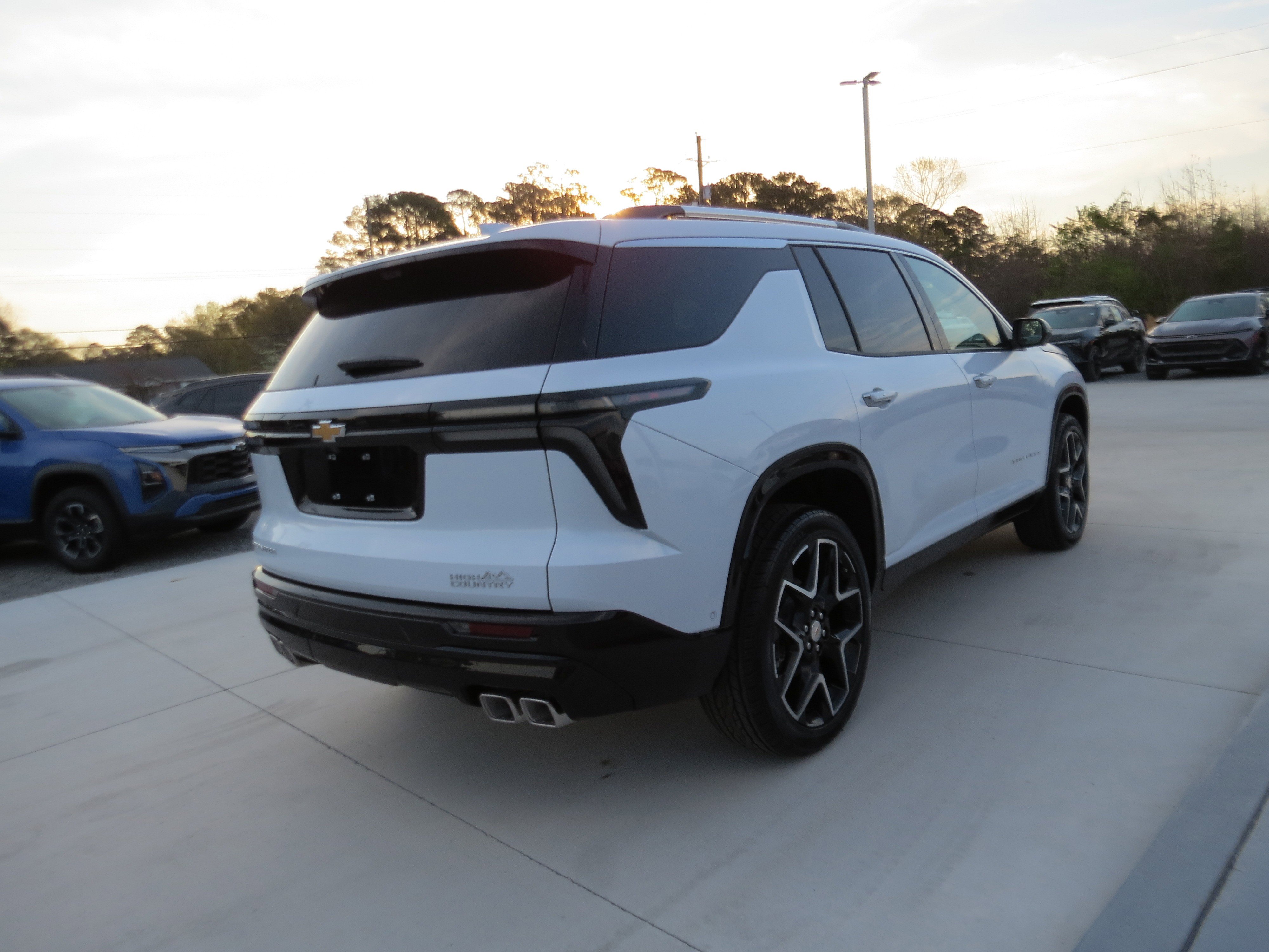 New 2026 Chevrolet Traverse High Country FWD image 6