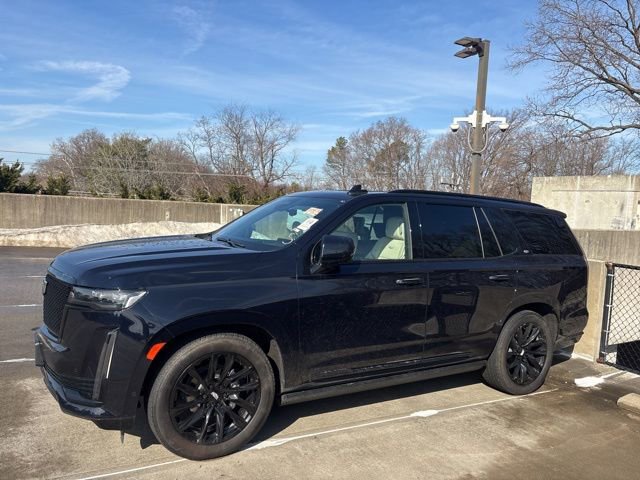 Used 2023 Cadillac Escalade Sport w/ LPO, ONYX Package image 2