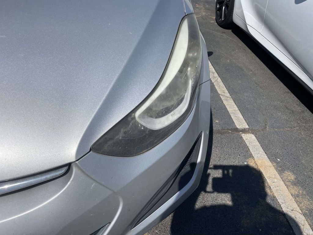 Used 2016 Hyundai Elantra SE FWD image 11
