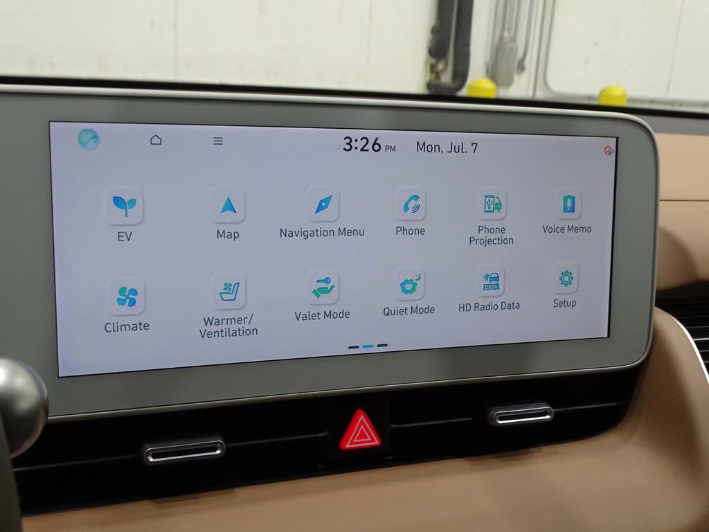 Used 2024 Hyundai Ioniq 5 Limited image 36