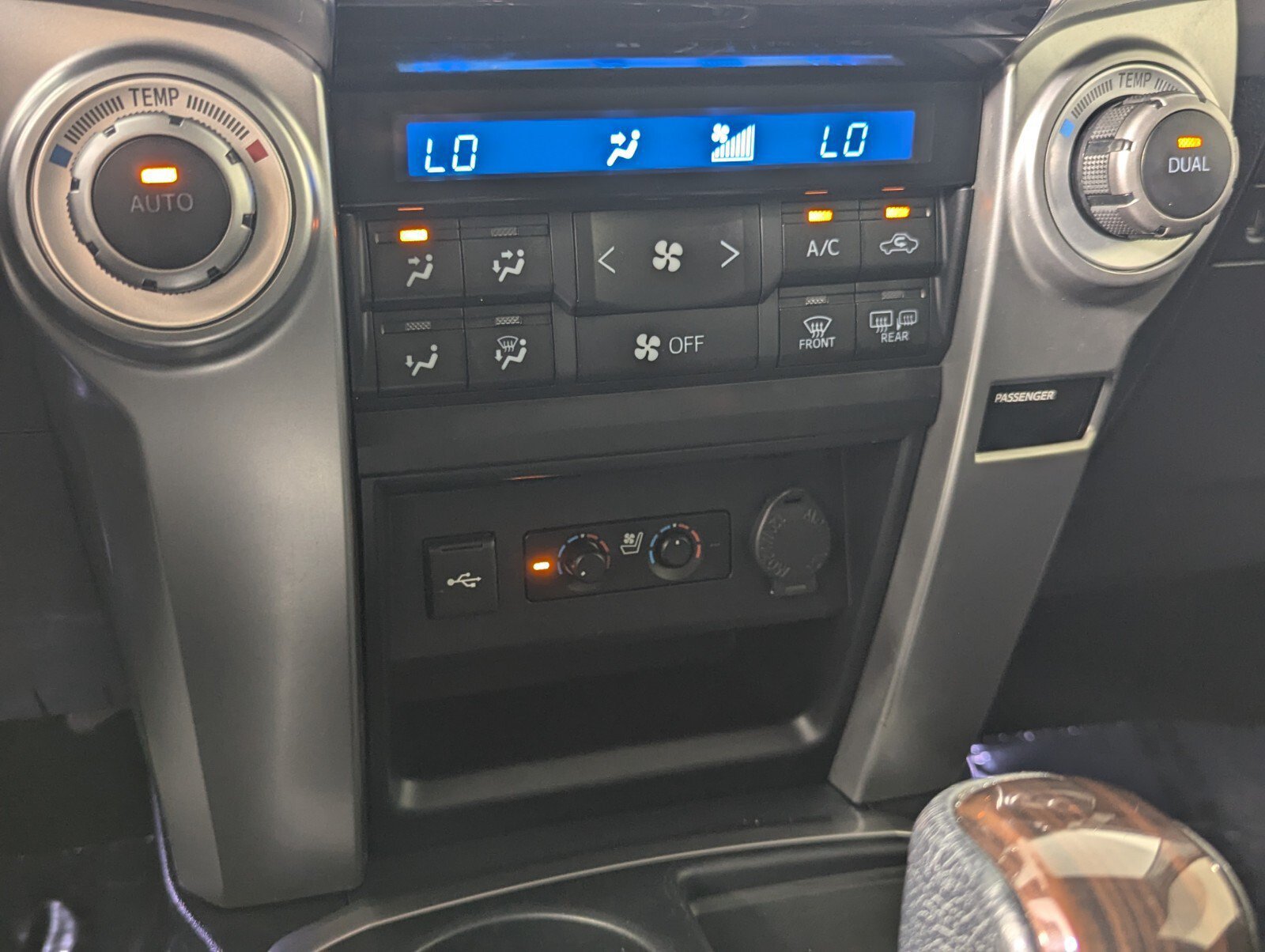 Used 2023 Toyota 4Runner Limited RWD image 22