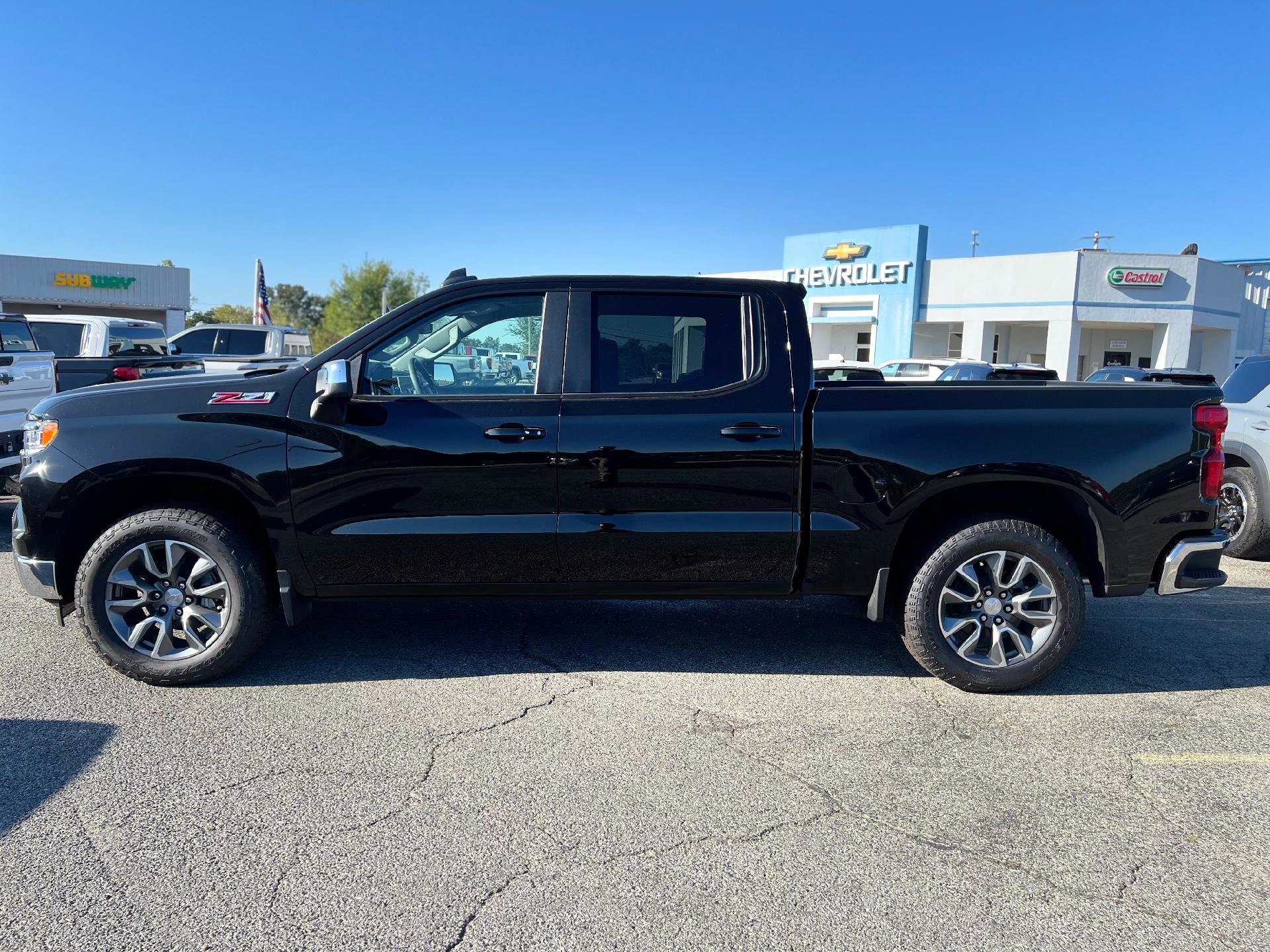 New 2025 Chevrolet Silverado 1500 LT image 6