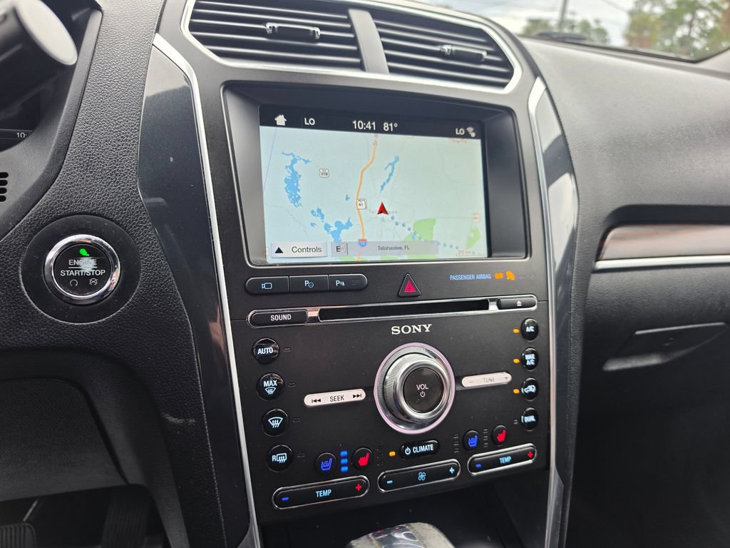 Used 2018 Ford Explorer Limited w/ Equipment Group 301A AWD/4WD image 24