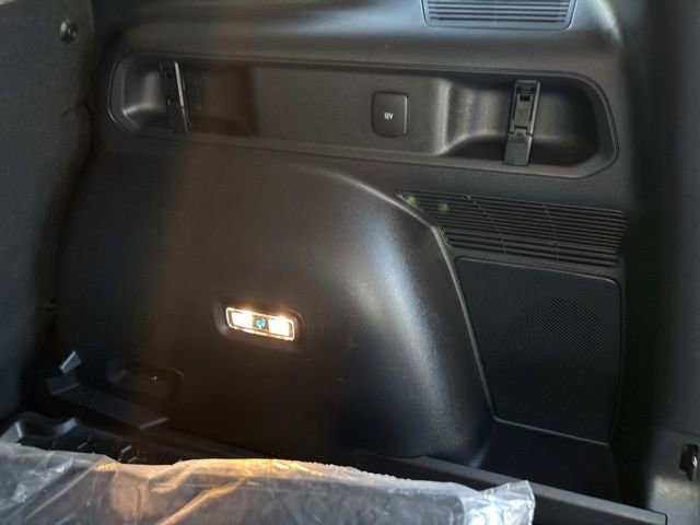 Used 2021 Ford Bronco Sport Outer Banks w/ Outer Banks Package (96D) image 33