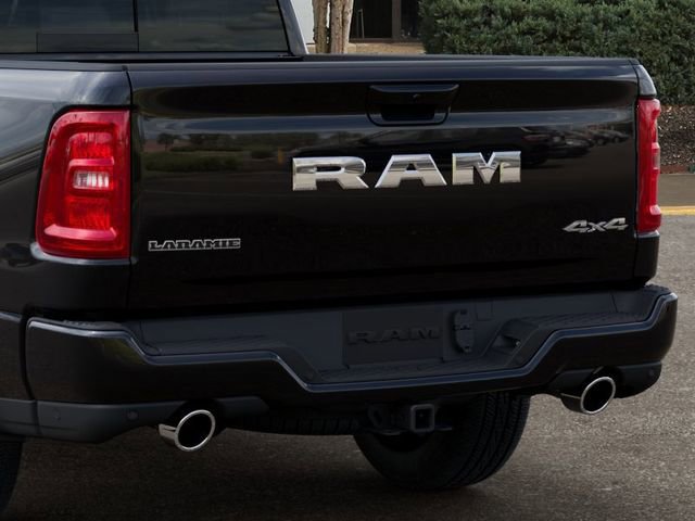 New 2026 RAM 1500 Laramie AWD/4WD image 13