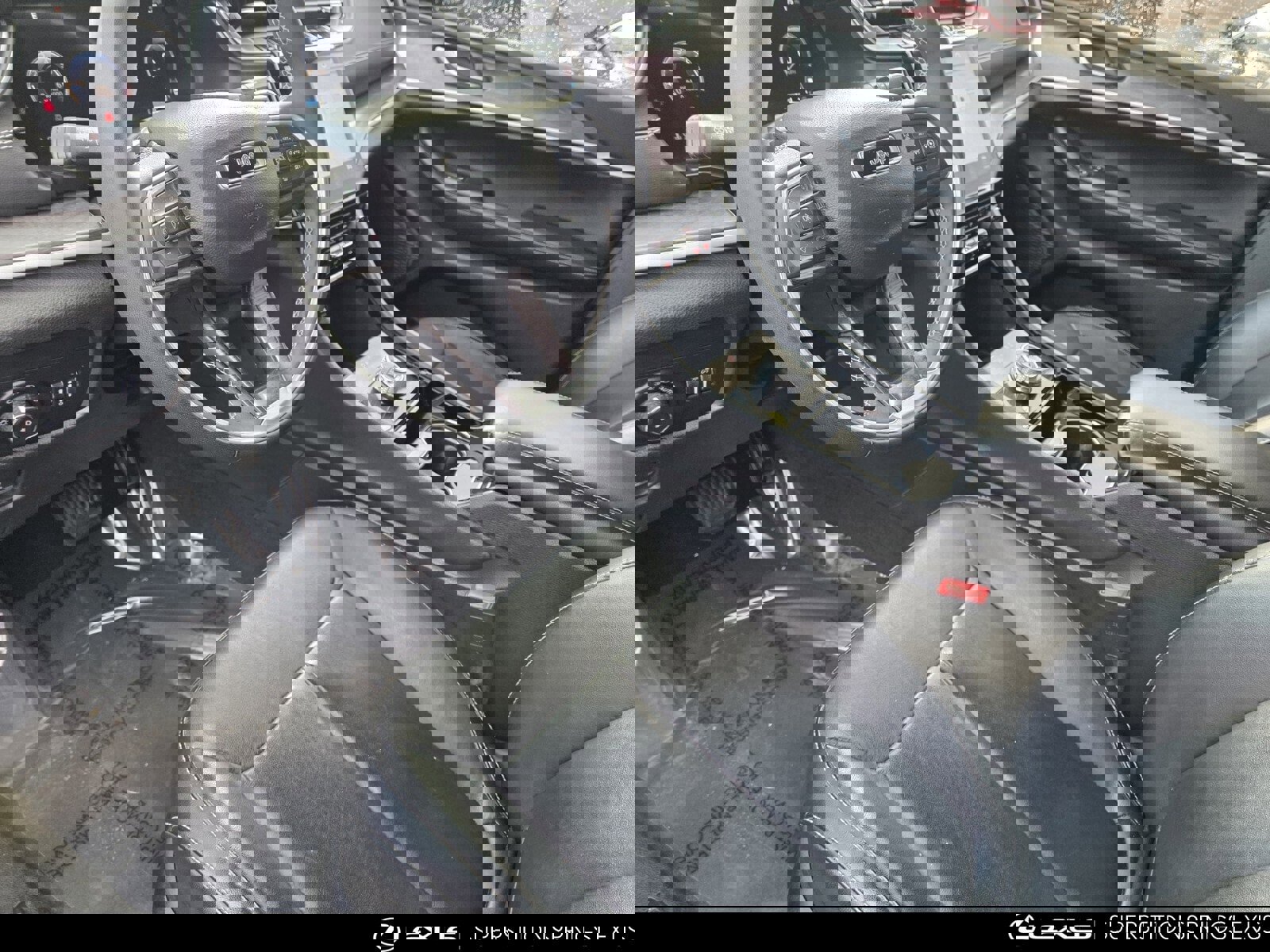 Used 2023 Jeep Grand Cherokee L Limited w/ Black Appearance Package image 13